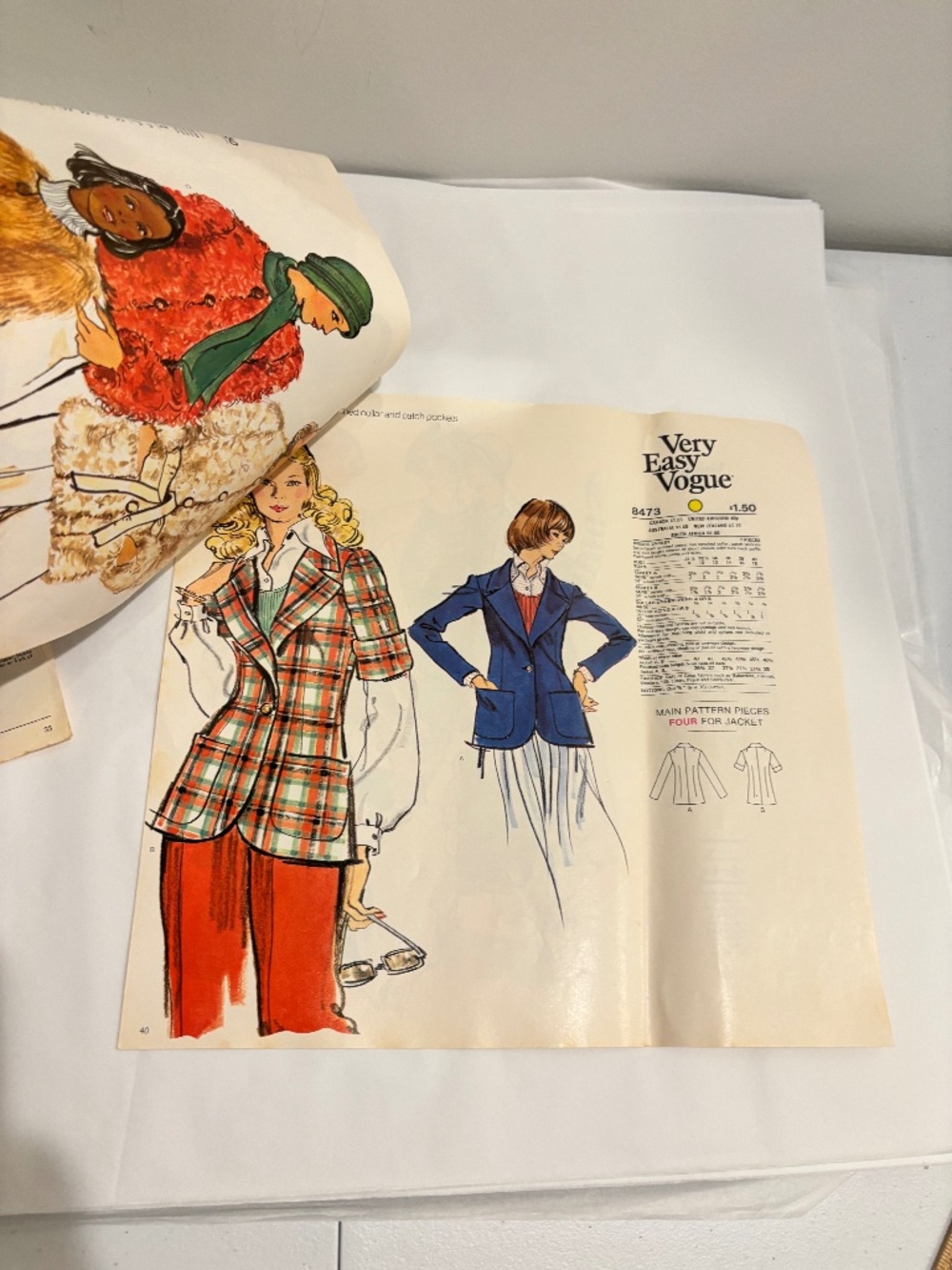 Vintage Vogue pattern book pages from the 1960's-1970's various pages (16)